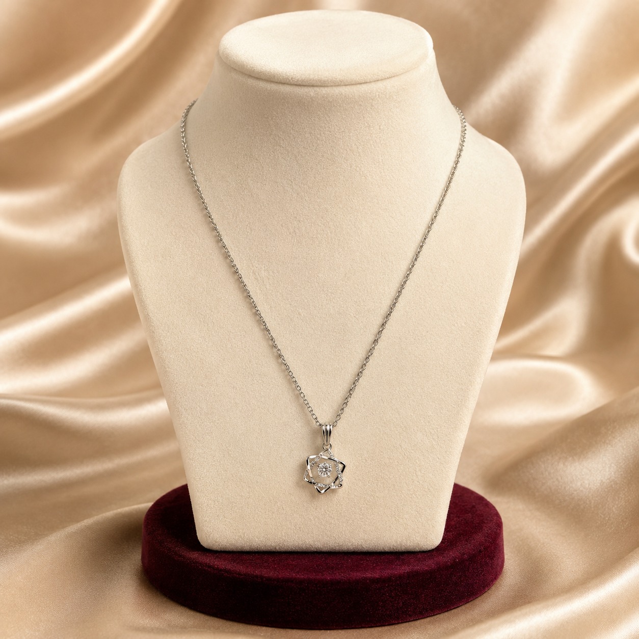 Clover Pendant Necklace