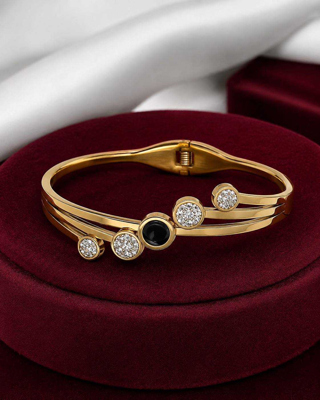 Trio Circle Charm Bangle